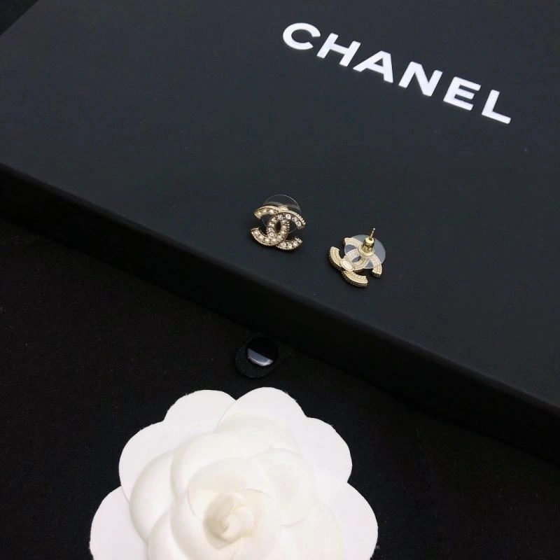 Chanel Earrings SoftTouch 231761