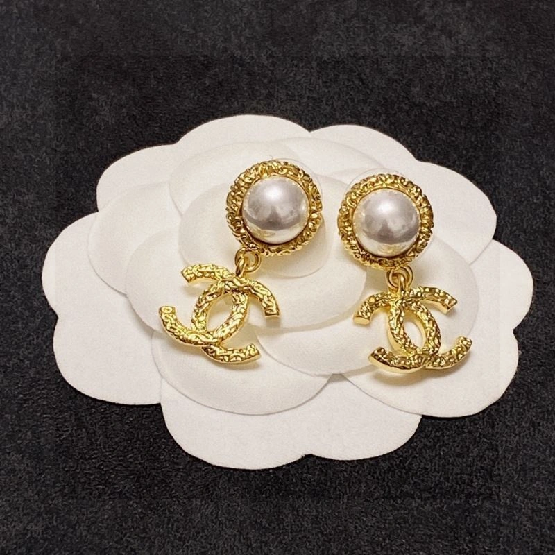 Seasonal Chanel Earrings 231768