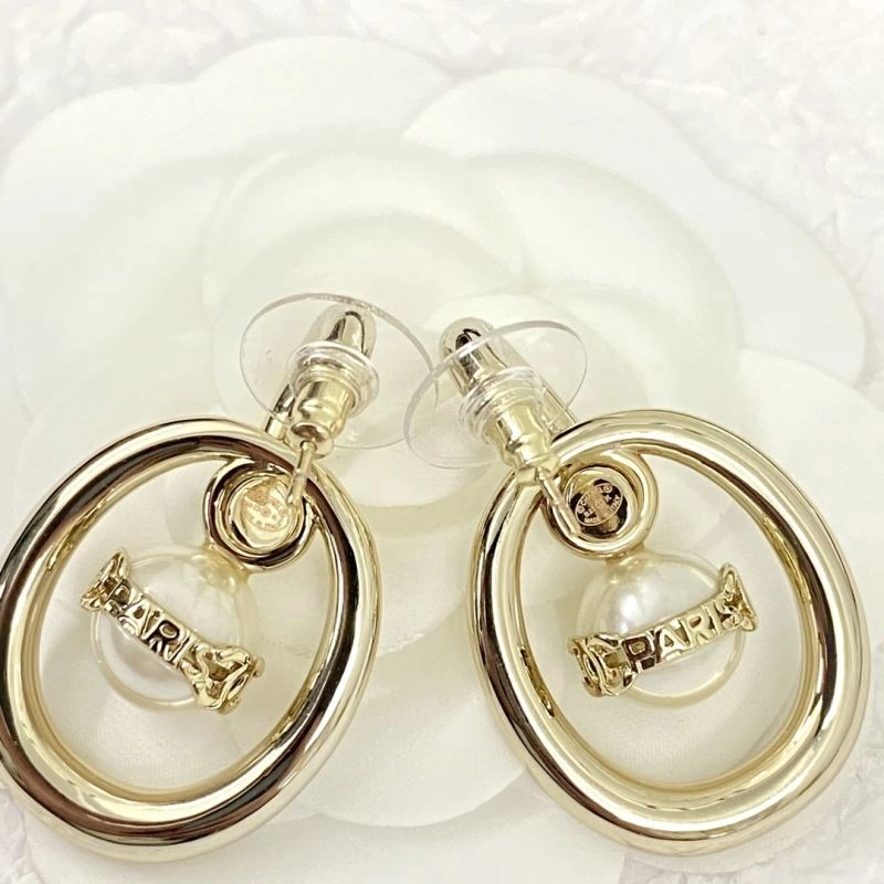 Chanel Earrings WaterResistant 231766