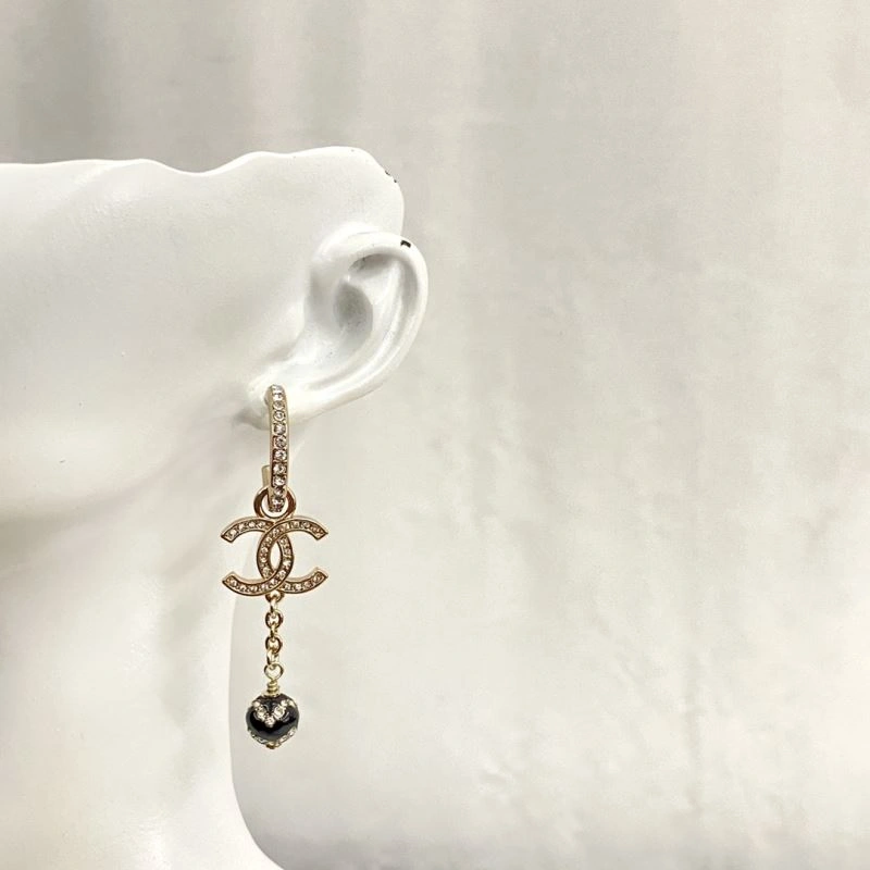 Cozy Chanel Earrings 231779