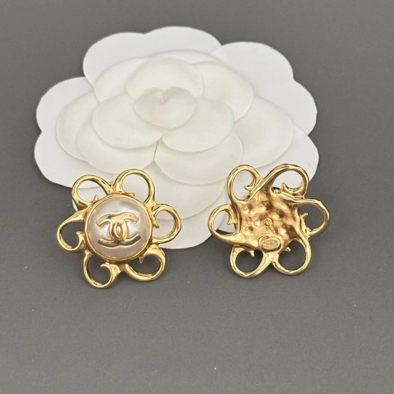 Timeless Chanel Earrings 231814