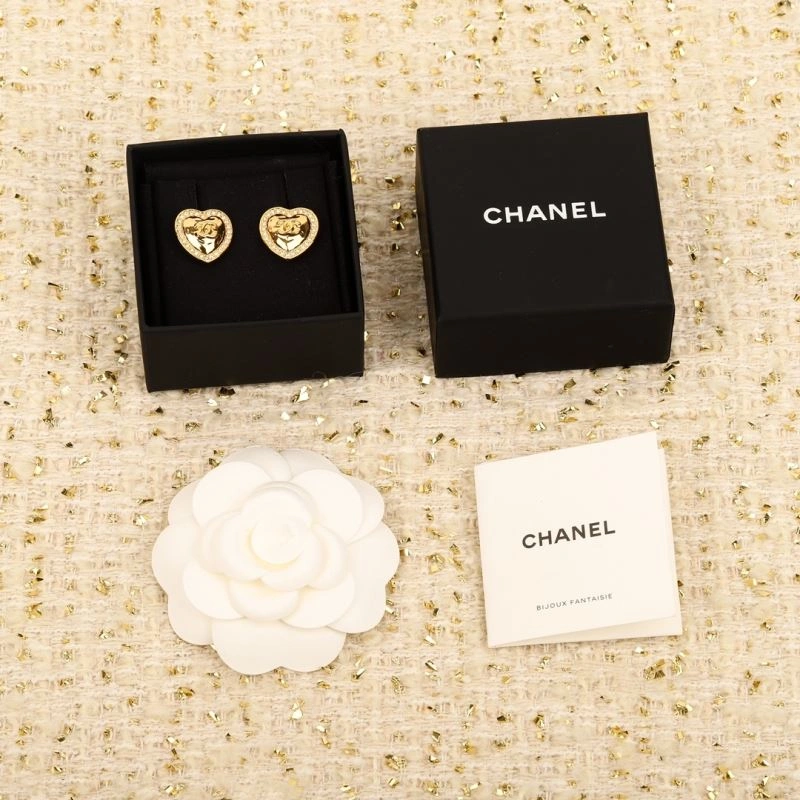 Chanel Earrings Breathable 231750