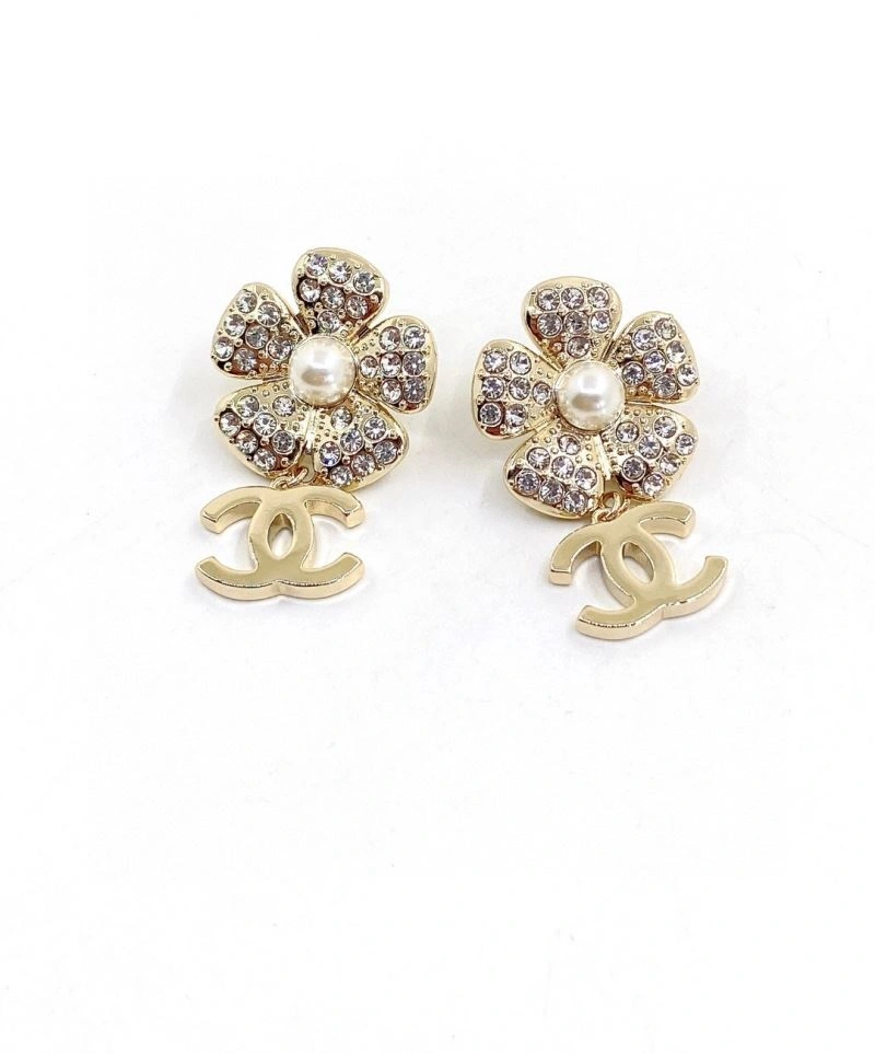 Chanel Earrings Lightweight 231781
