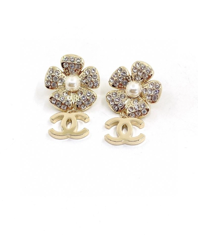 Chanel Earrings Lightweight 231781
