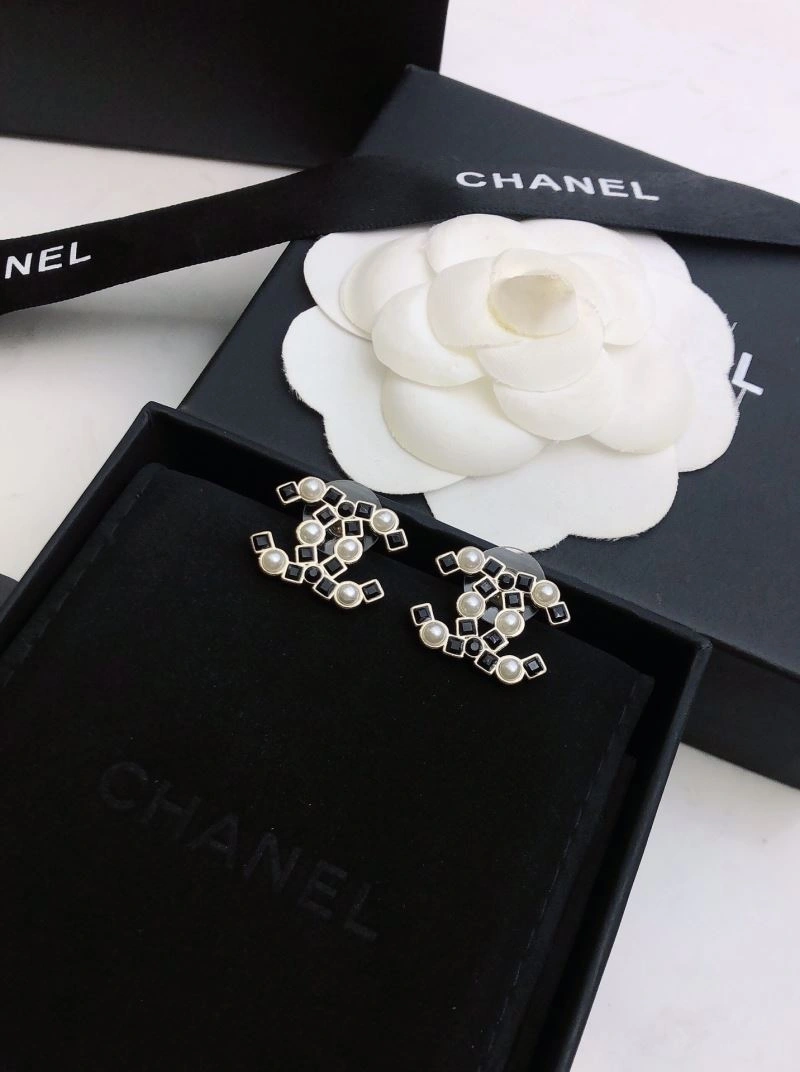 Chanel Earrings Flexible 231759