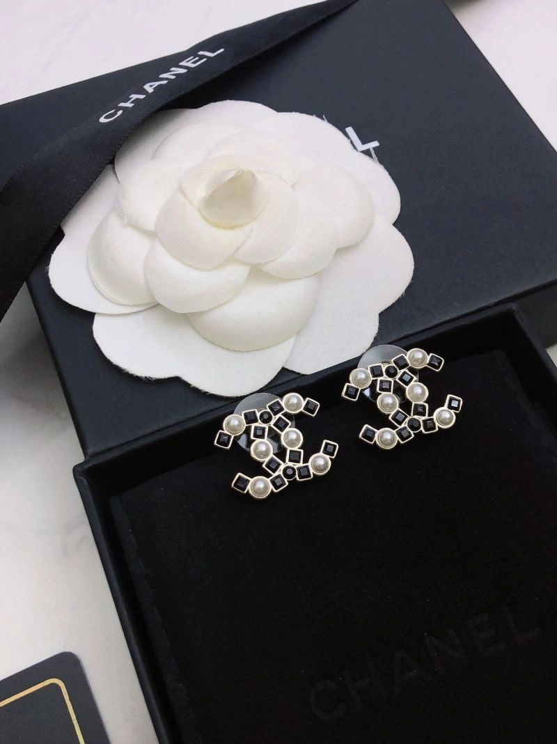 Chanel Earrings Flexible 231759