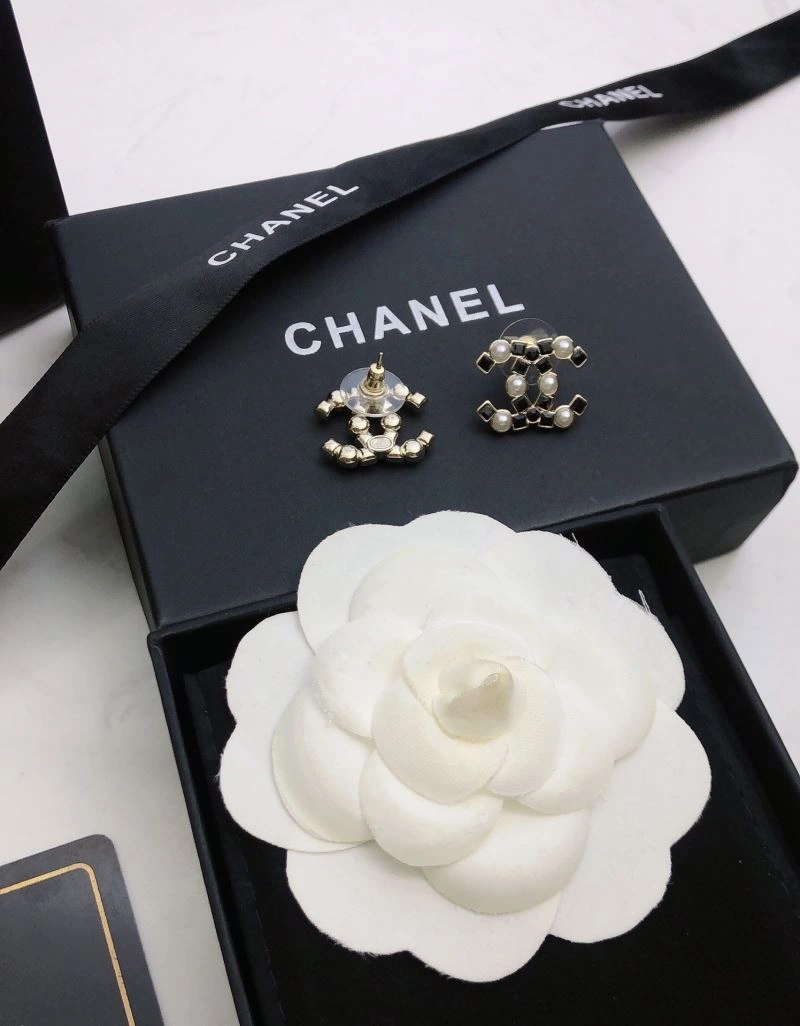 Chanel Earrings Flexible 231759