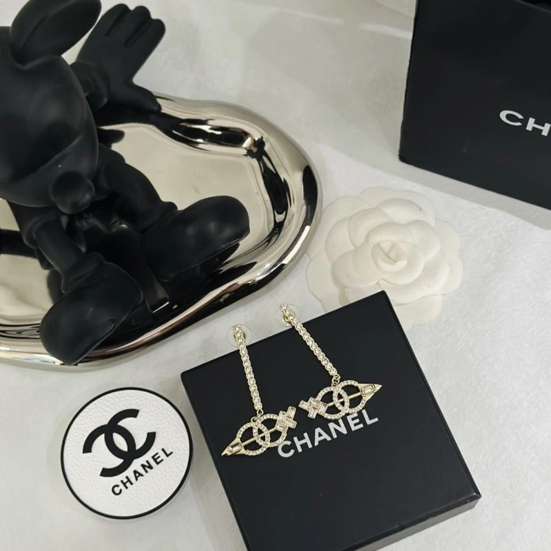Chanel Earrings Comfortable 231783