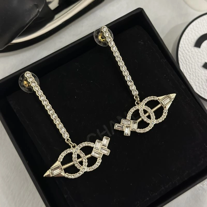 Chanel Earrings Comfortable 231783