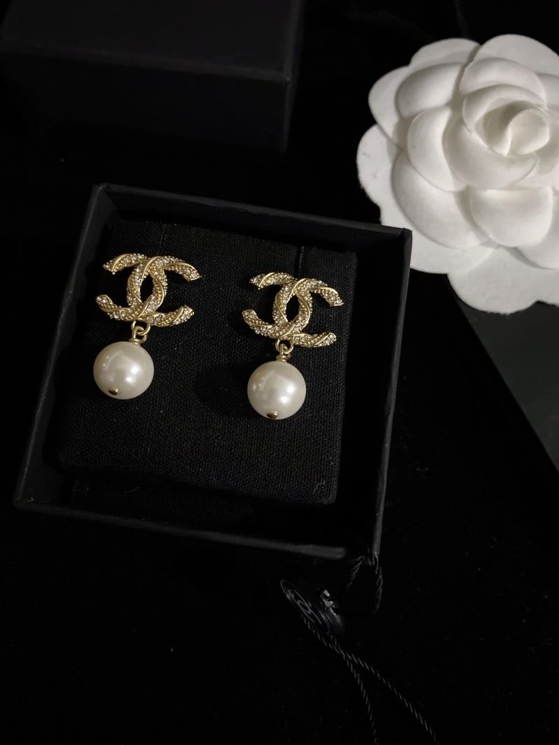FashionForward Chanel Earrings 231737