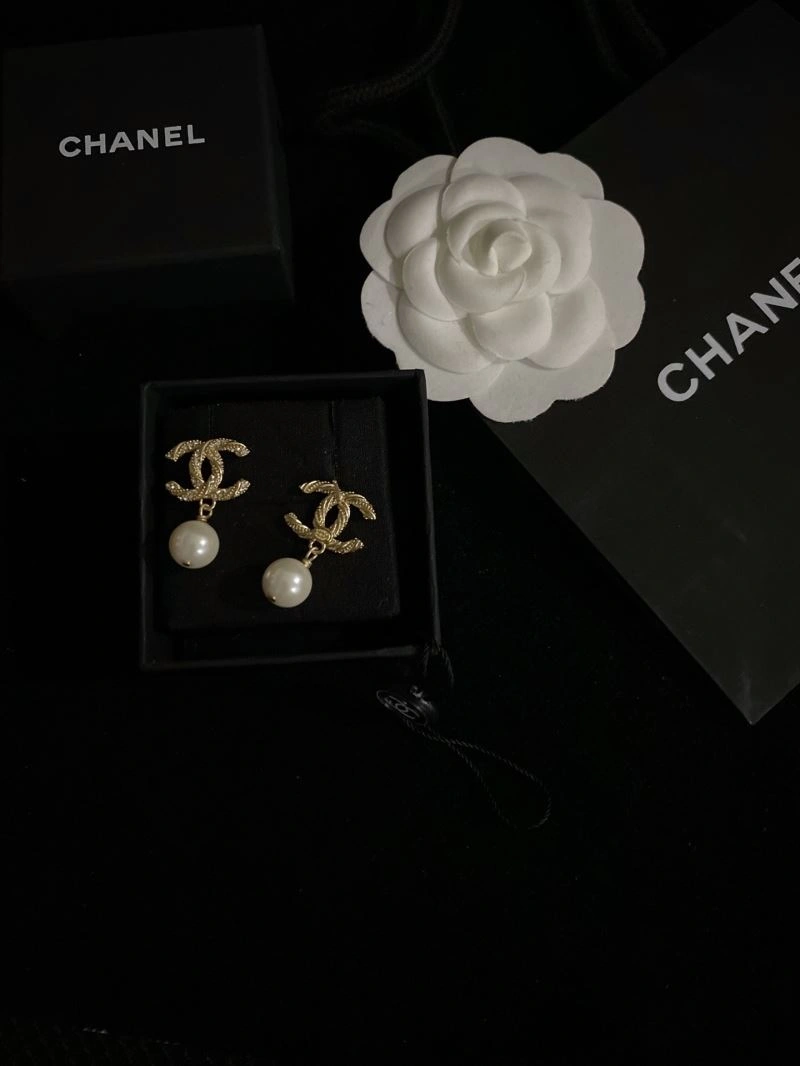 FashionForward Chanel Earrings 231737