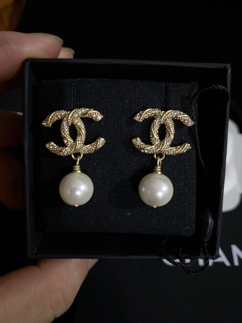 FashionForward Chanel Earrings 231737