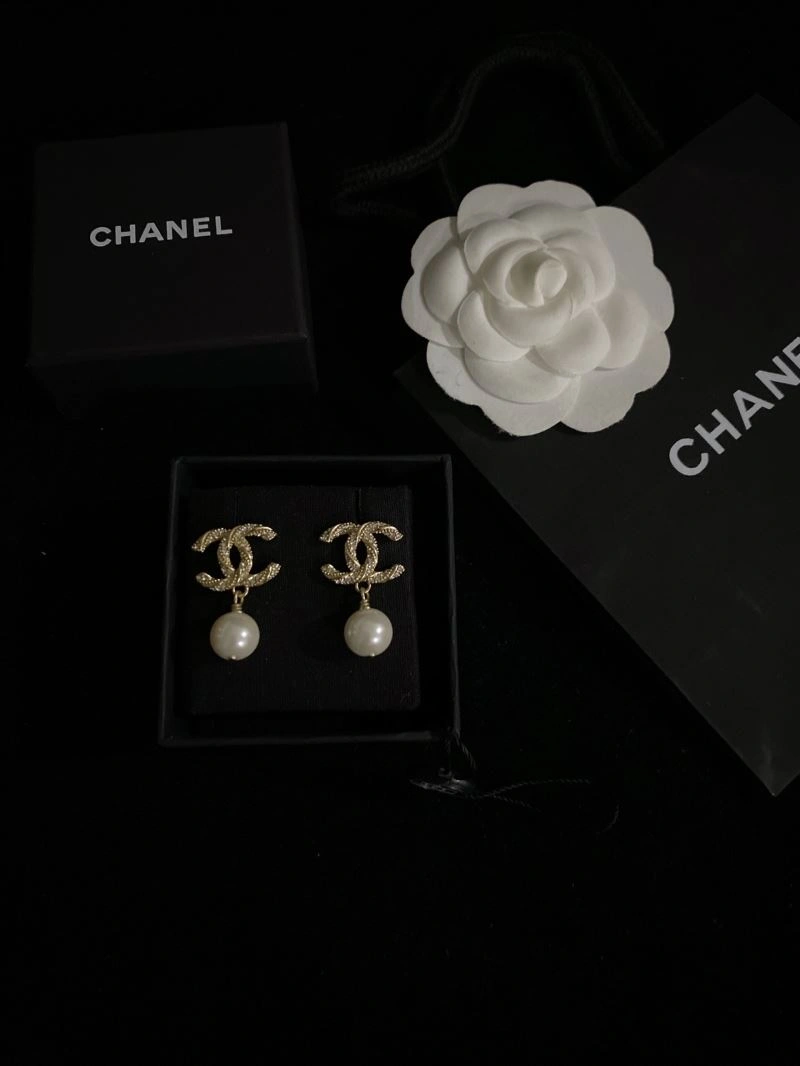 FashionForward Chanel Earrings 231737