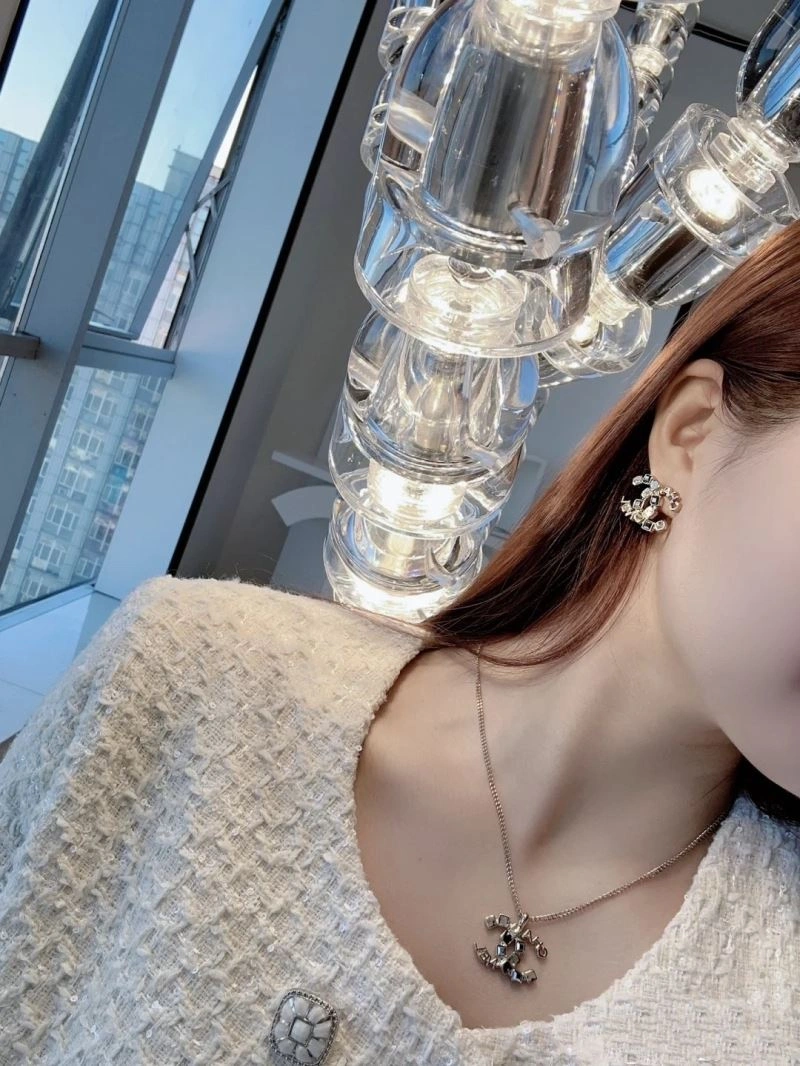 Chanel Earrings Refined 231731