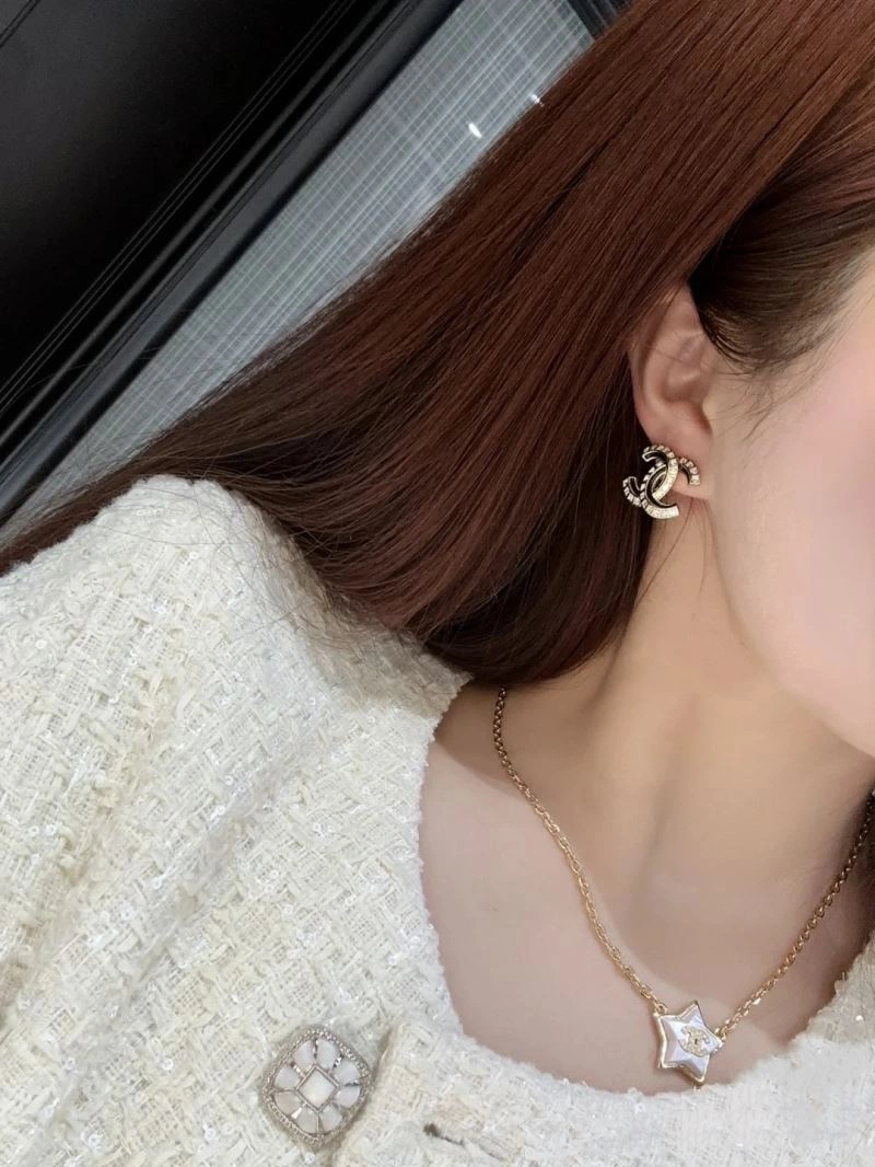 Chanel Earrings Breathable 231746