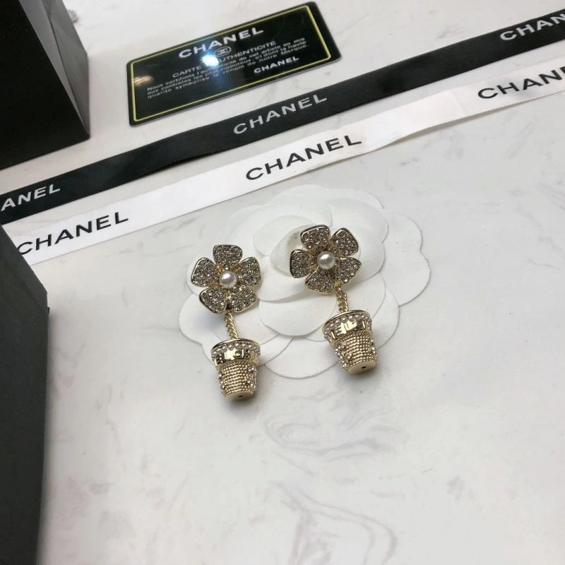 Chanel Earrings Attractive 231735