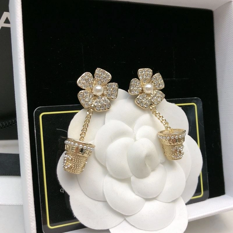 Chanel Earrings Attractive 231735