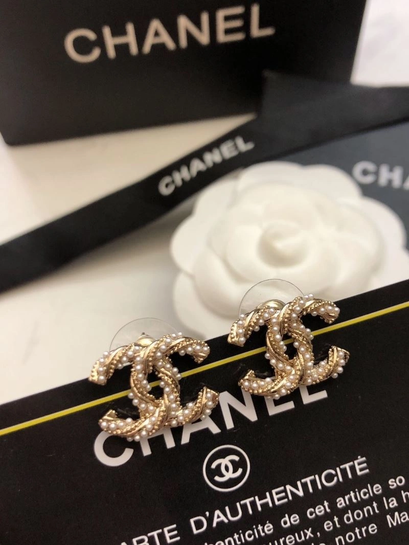 HighPerformance Chanel Earrings 231719