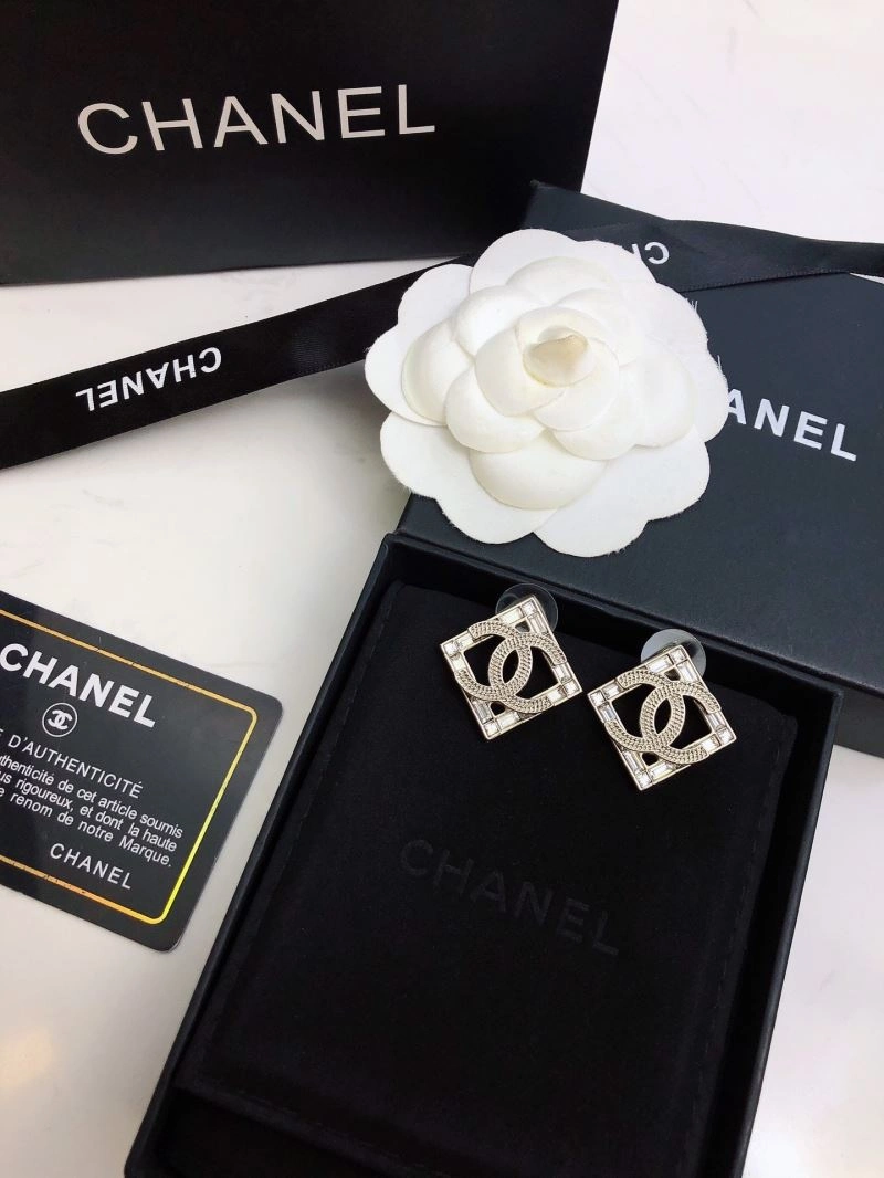Chanel Earrings WrinkleFree 231711