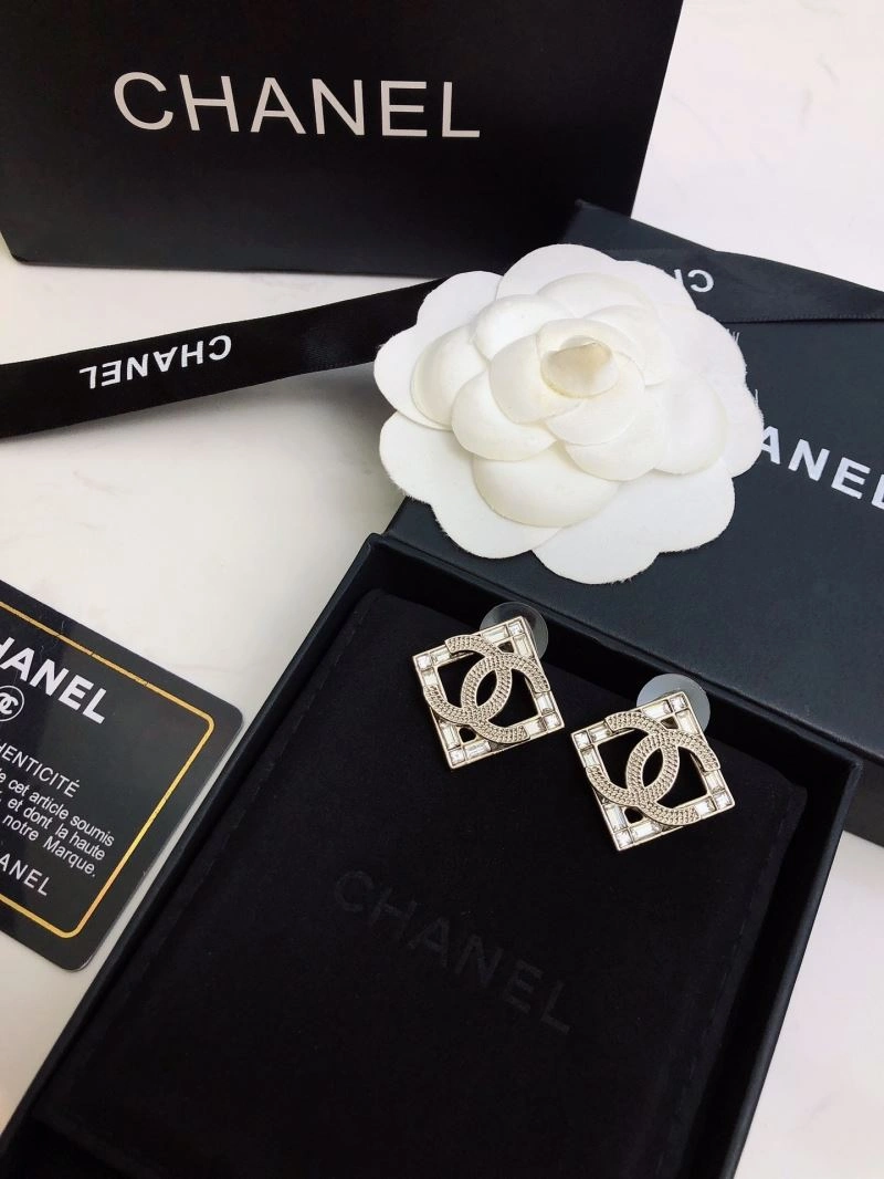 Chanel Earrings WrinkleFree 231711