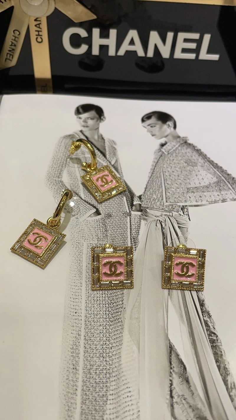 MoistureWicking Chanel Earrings 231714