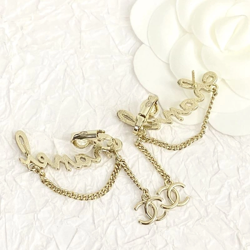 Casual Chanel Earrings 231709