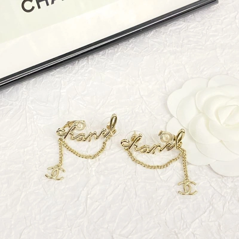 Casual Chanel Earrings 231709