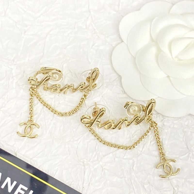 Casual Chanel Earrings 231709