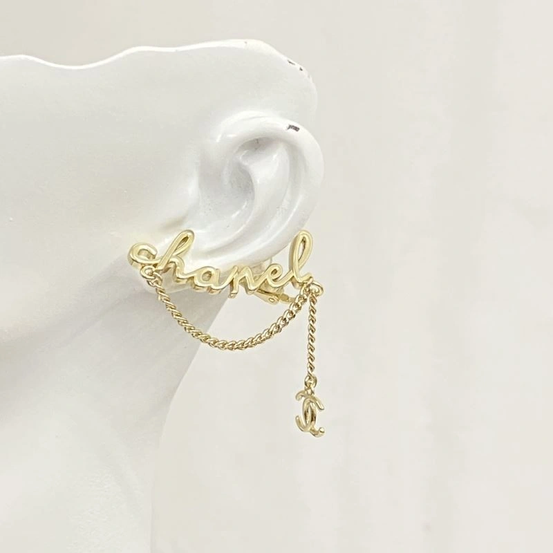 Casual Chanel Earrings 231709