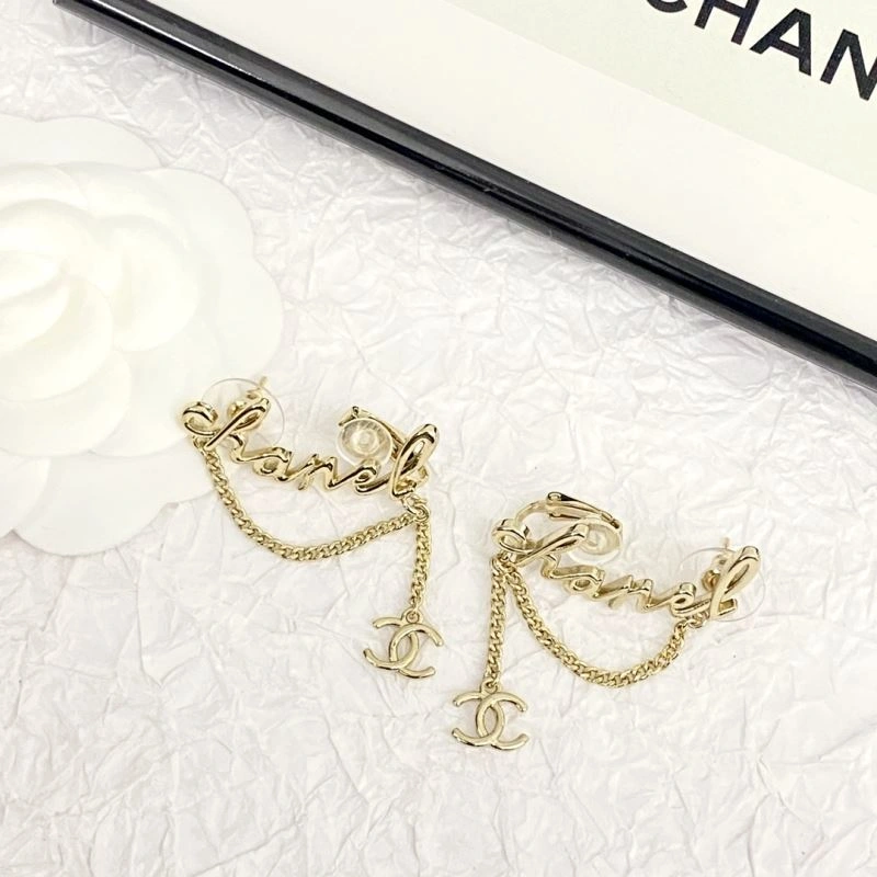 Casual Chanel Earrings 231709