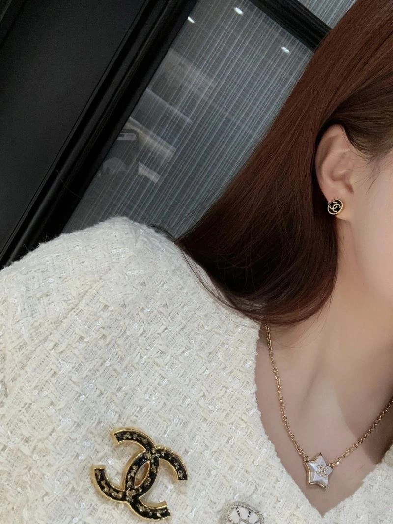 Youthful Chanel Earrings 231832