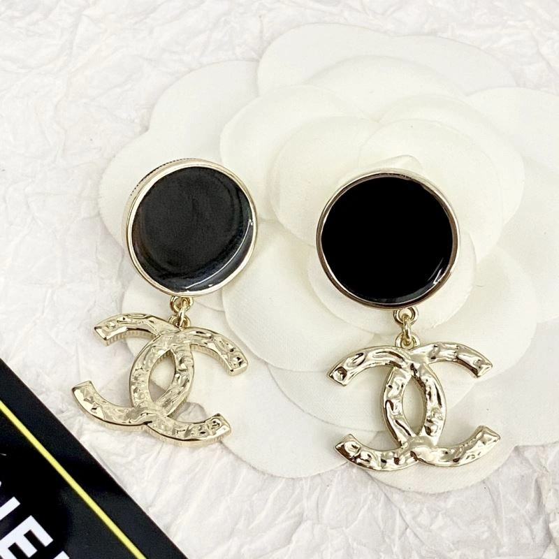 Popular Chanel Earrings 231700