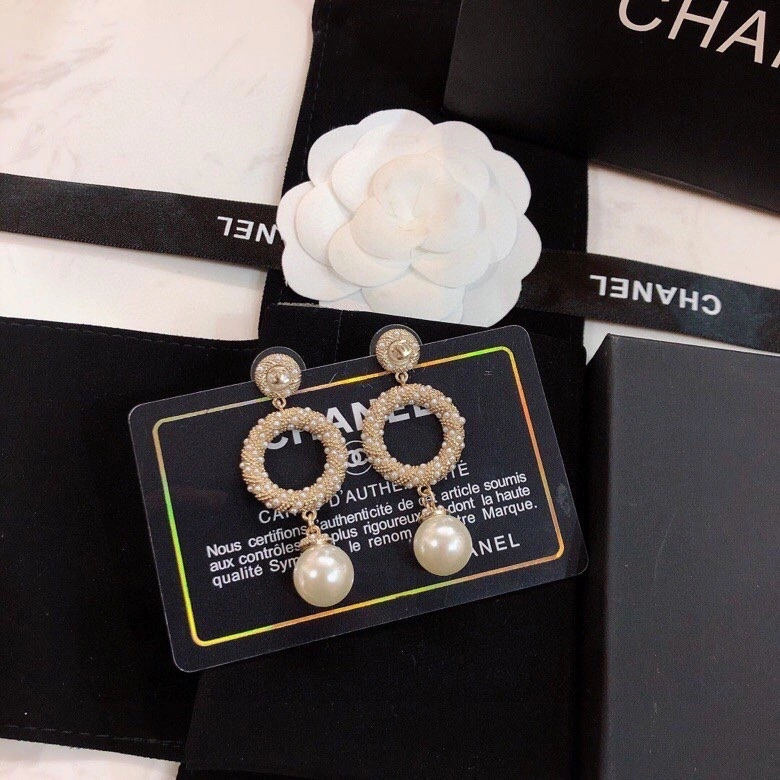 WrinkleFree Chanel Earrings 231713