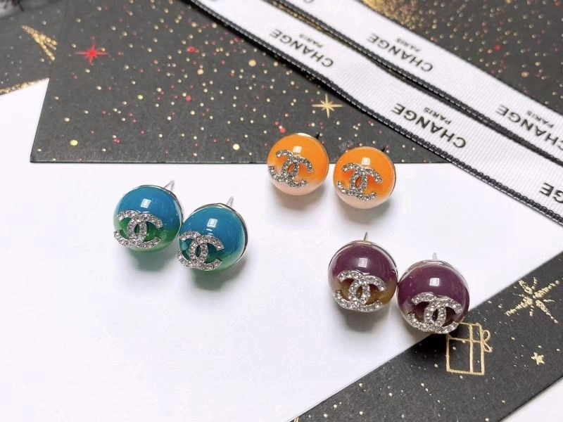 Breathable Chanel Earrings 231697