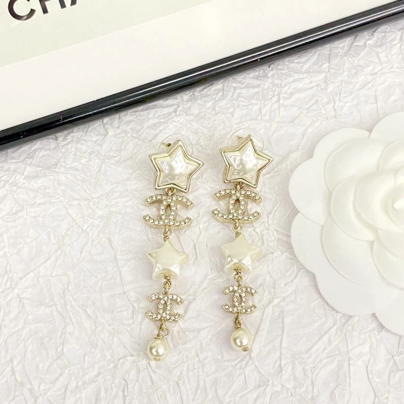 Chanel Earrings WaterResistant 231684