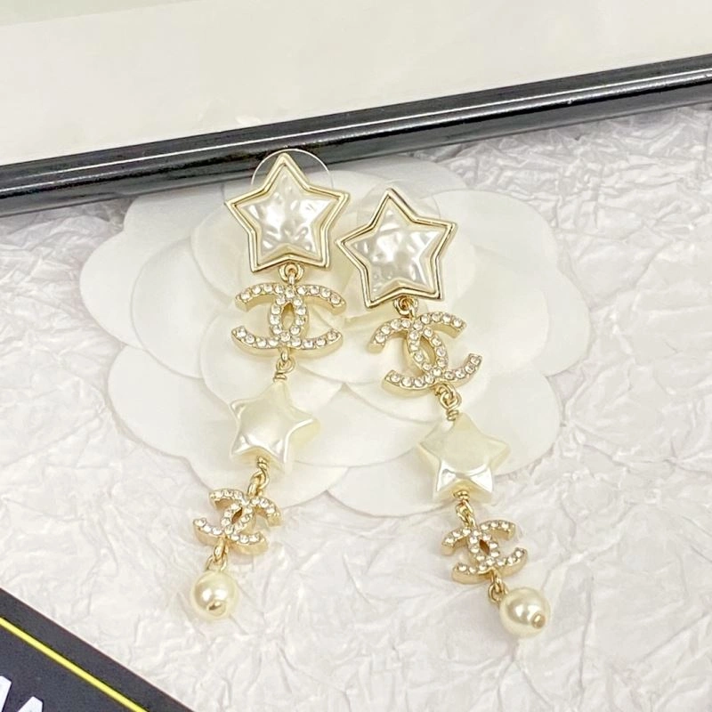 Chanel Earrings WaterResistant 231684