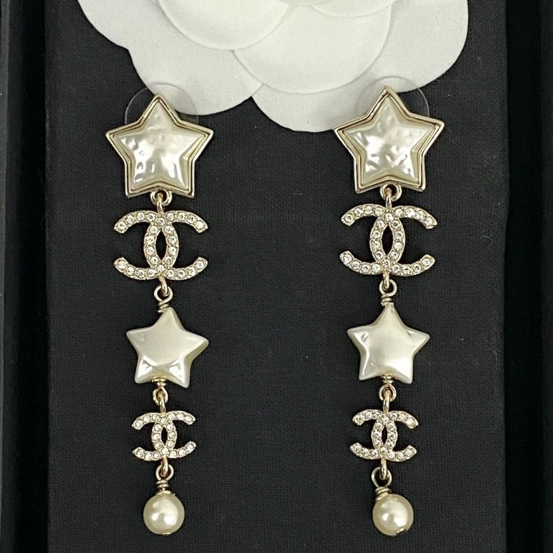 Chanel Earrings WaterResistant 231684