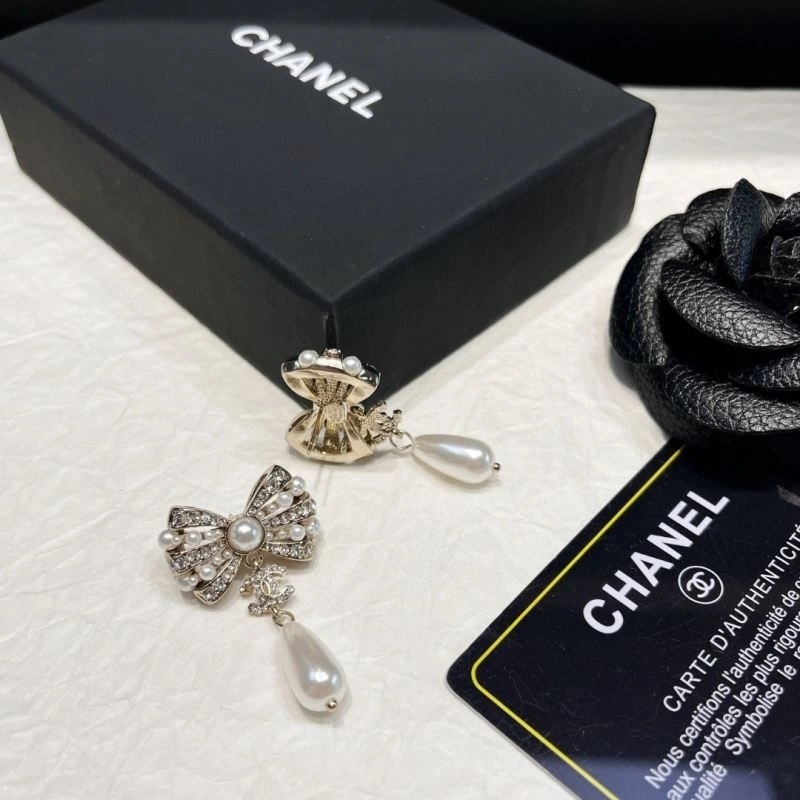 MoistureWicking Chanel Earrings 231687