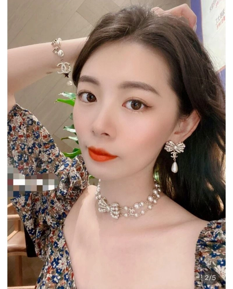 MoistureWicking Chanel Earrings 231687