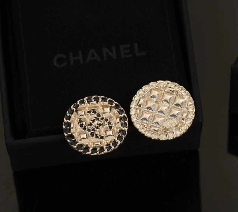 Bright Chanel Earrings 231701