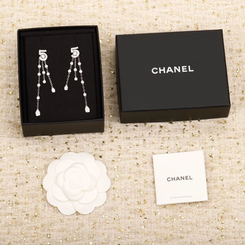 Durable Chanel Earrings 231683