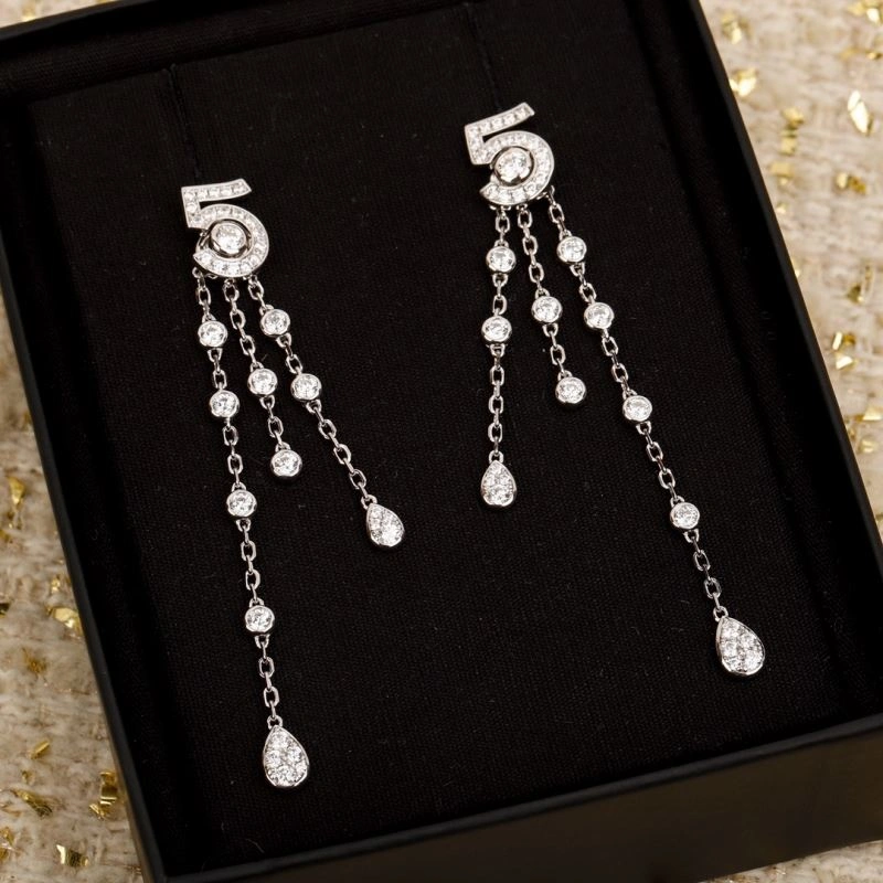 Durable Chanel Earrings 231683