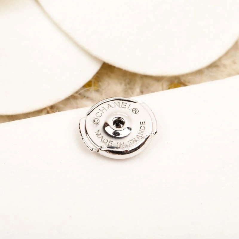 Durable Chanel Earrings 231683