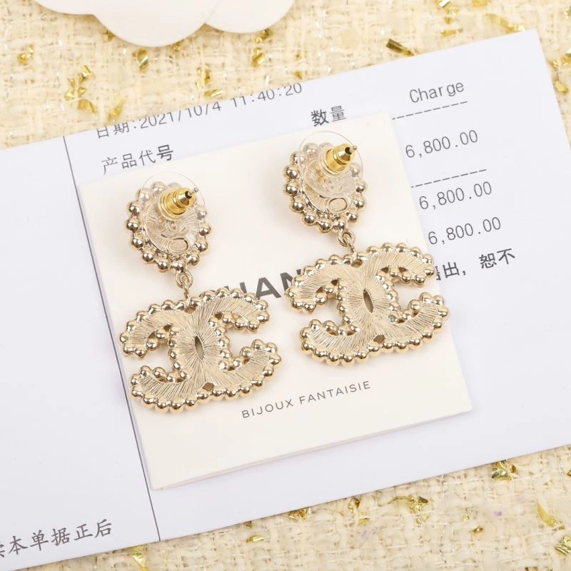 Chanel Earrings Elegant 231784