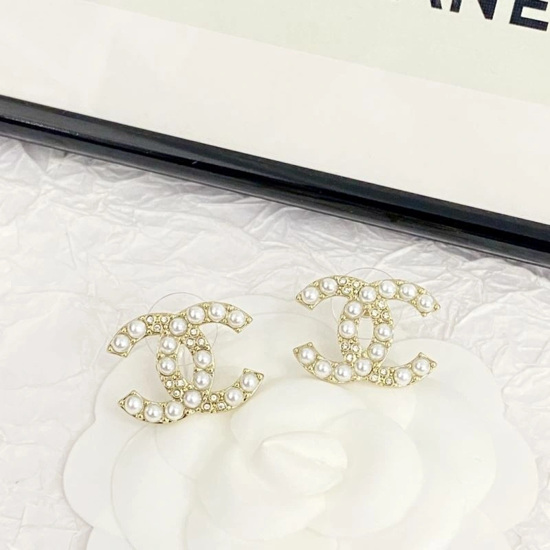 Practical Chanel Earrings 231680