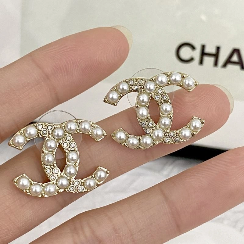 Practical Chanel Earrings 231680