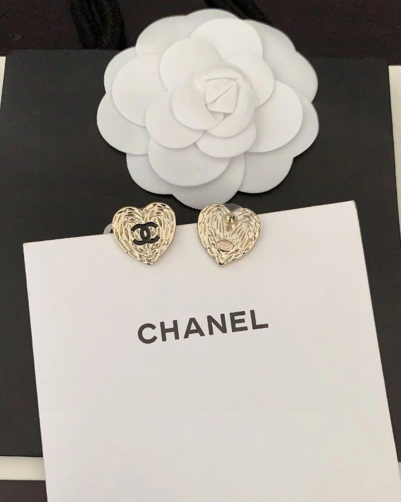 Effortless Chanel Earrings 231689