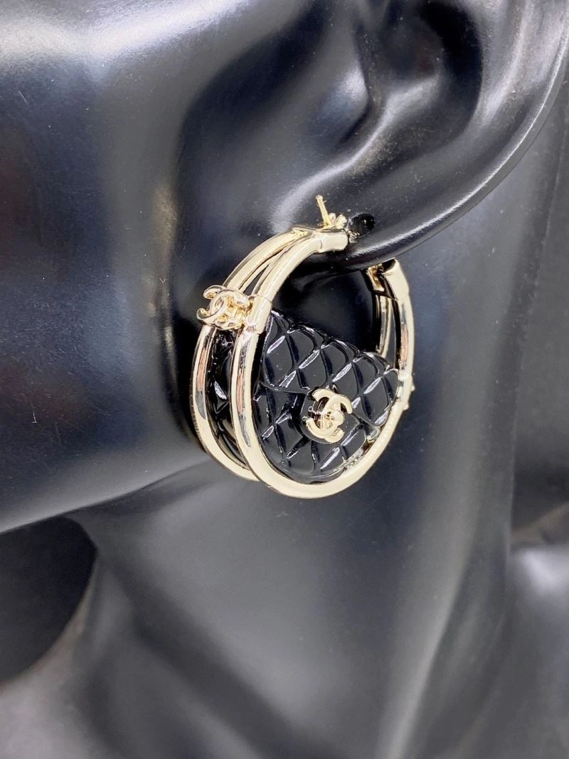 Breathable Chanel Earrings 231670