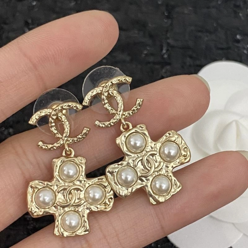 Premium Chanel Earrings 231734