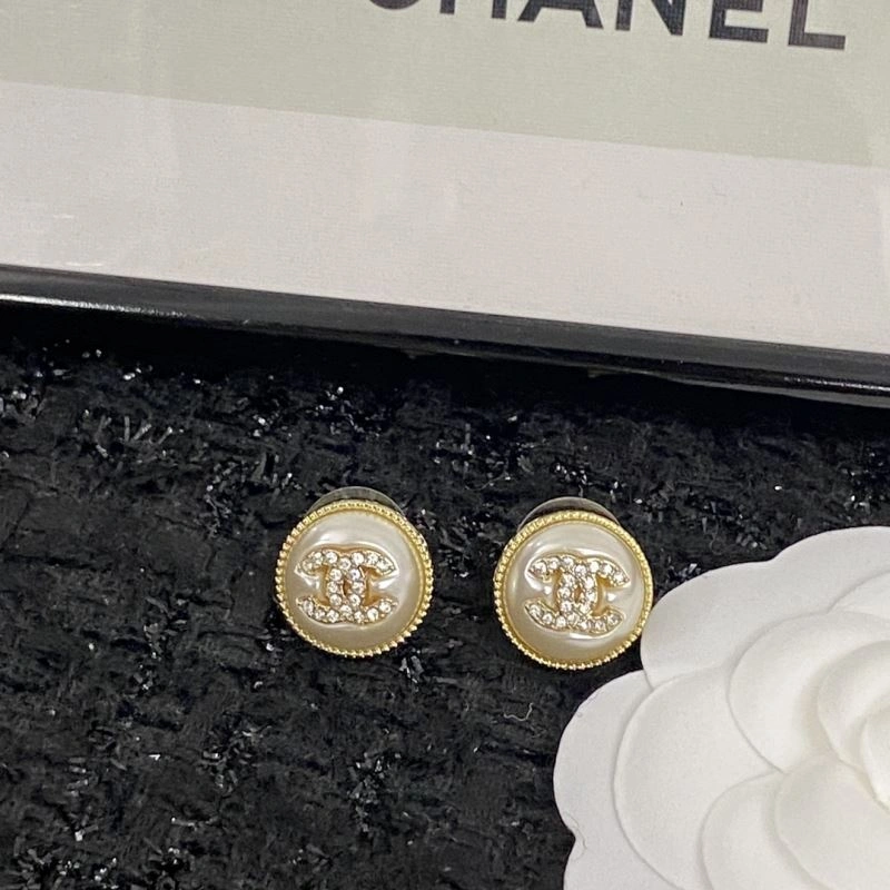Chanel Earrings SmoothTexture 231693